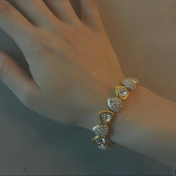 Swarovski Crystal Heart Link Bracelet - Picture 7 of 12